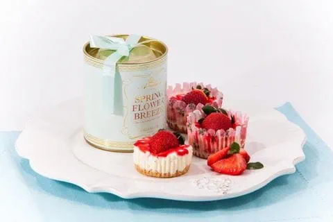 recipe image Jahodové cheesecake cupcakes (Cheesecake cupcakes s jahodami)