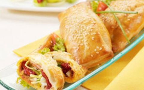 recipe image Taštičky se sušenými rajčaty a pórkem