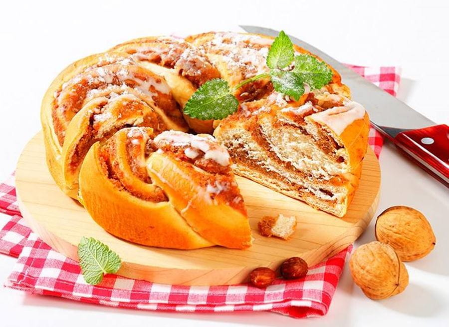 recipe image Copan s tvarohovou a ořechovou nádivkou