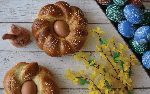 recipe image Kynuté velikonoční věnce s vajíčky