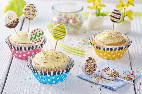 recipe image Veselý cupcakes s lízátky