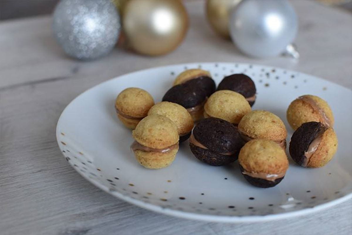 recipe image Dvoubarevné plněné ořechy