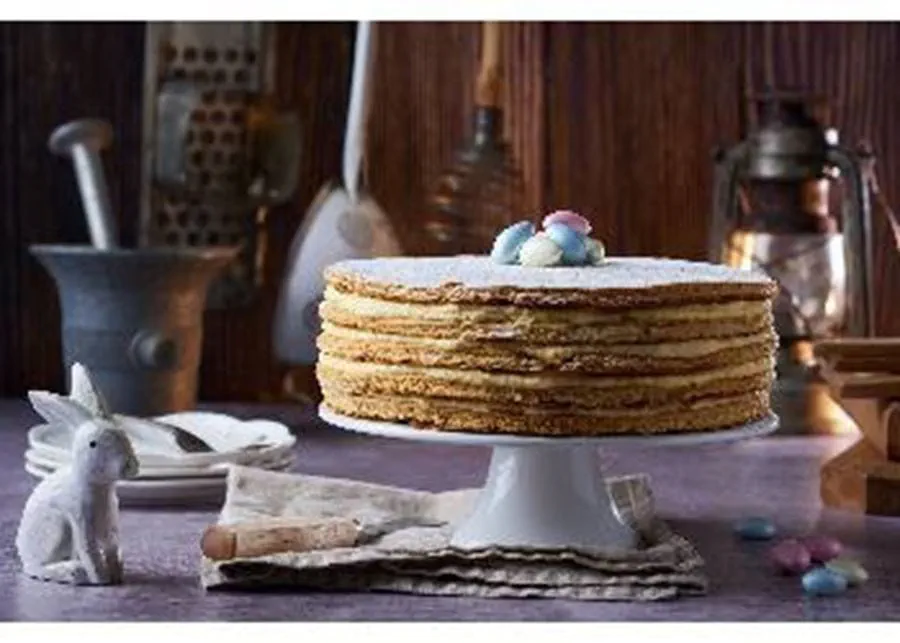 recipe image Medový dort plněný krémem